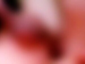 最新网络红人鱼丸要吃粗面黑色蕾丝内内脱去对着镜头掰穴掰菊花1080P超清